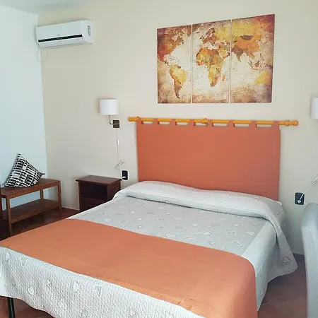 La Casa Di Zefiro 4* Limite