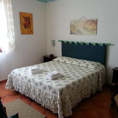La Casa Di Zefiro Bed & Breakfast Limite